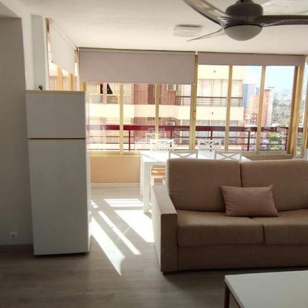 Precioso Apartamento Con Piscina Y Vistas Al Mar Mediterraneo. Бенідорм Екстер'єр фото