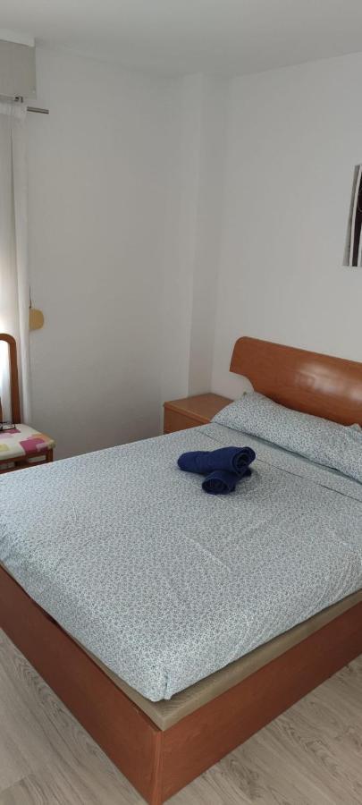 Precioso Apartamento Con Piscina Y Vistas Al Mar Mediterraneo. Бенідорм Екстер'єр фото