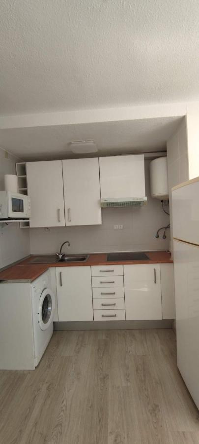 Precioso Apartamento Con Piscina Y Vistas Al Mar Mediterraneo. Бенідорм Екстер'єр фото